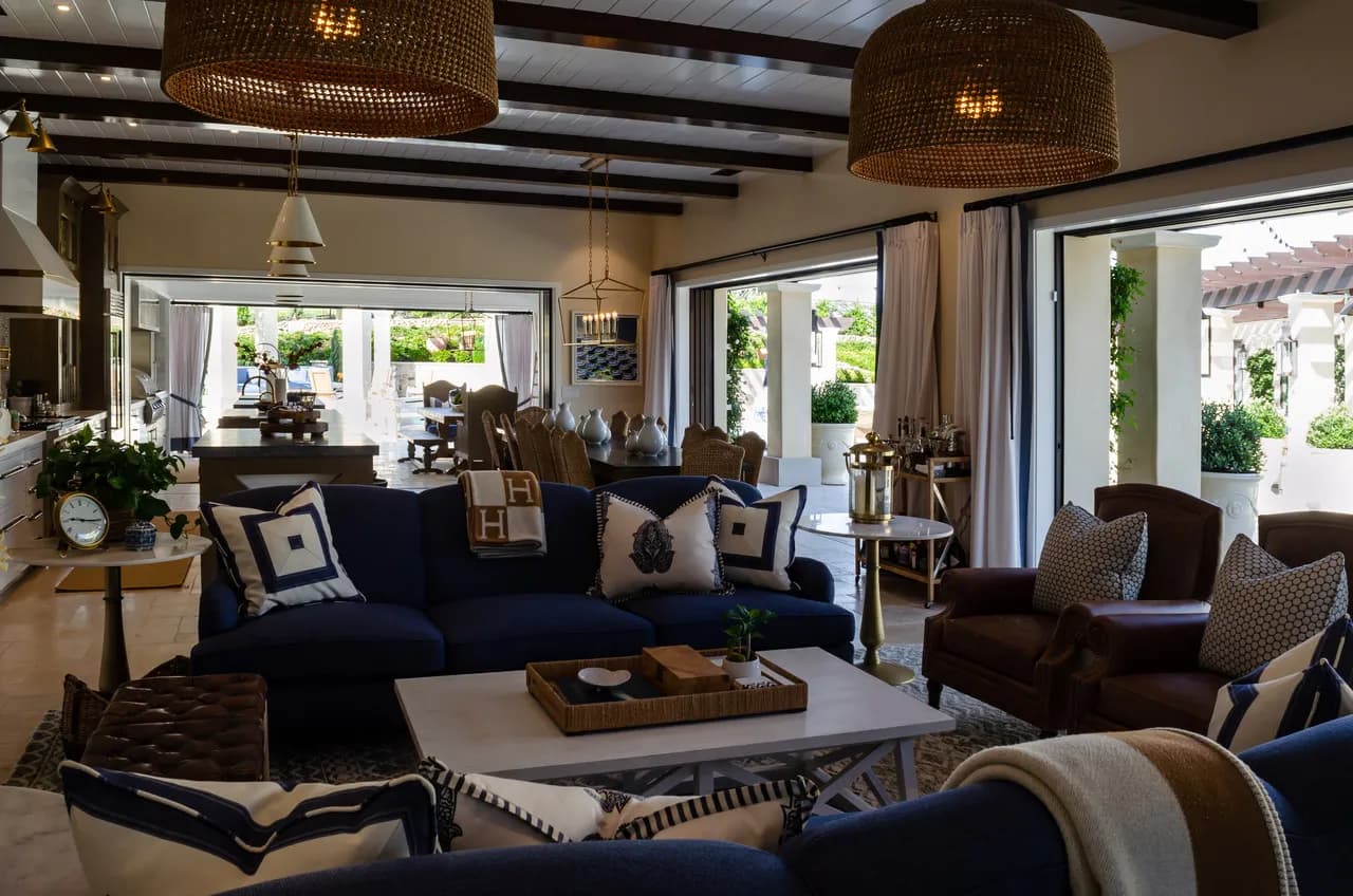 Gallery photos for 1,200 sq ft Custom Pool House Built for a Rancho Santa Fe Estate: Image #7
